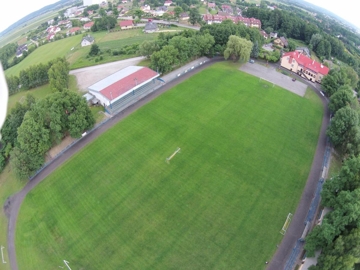 Osrodek Sportowo Wypoczynkowy Pustynia Hostel Dębica Buitenkant foto